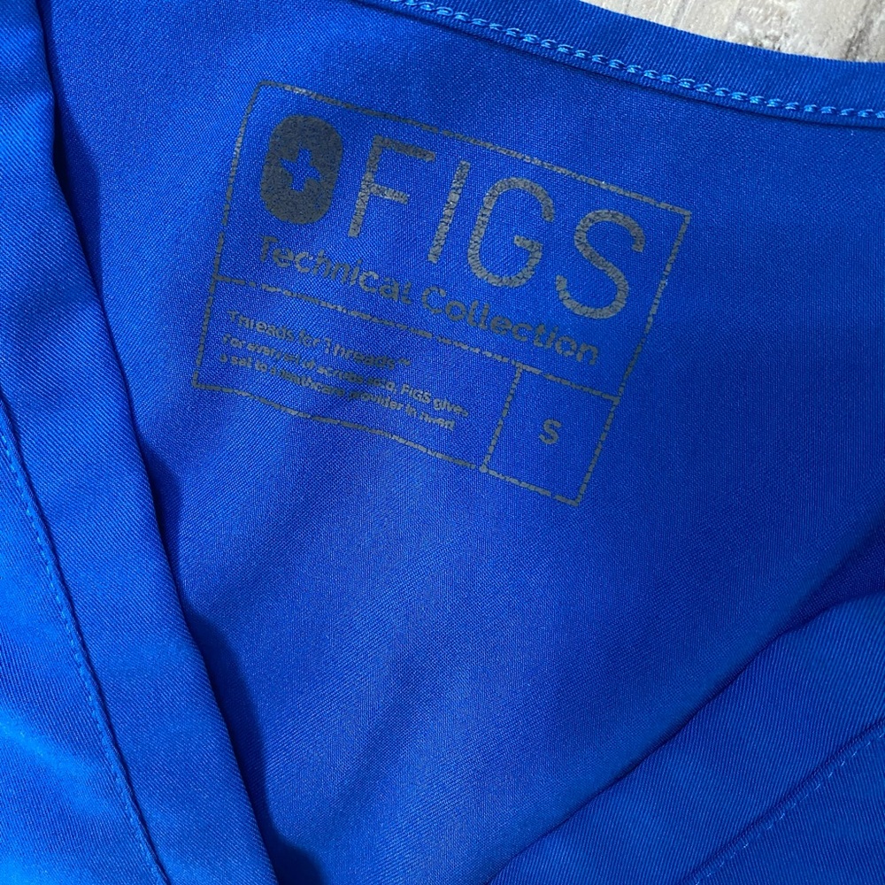 Figs Scrub Set - Picture 2 of 6